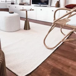 Wollteppich - Hamilton (weiß) 28 Wollteppich - Hamilton (weiß) -Teppichgeschäft hamilton redigerad.jpg